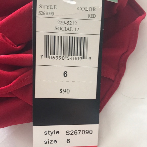 Red Dress NWT - Picture 5 of 5